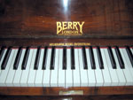 Berry Upright Piano logo