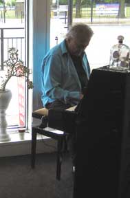 Buddy Greco