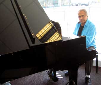 Buddy Greco